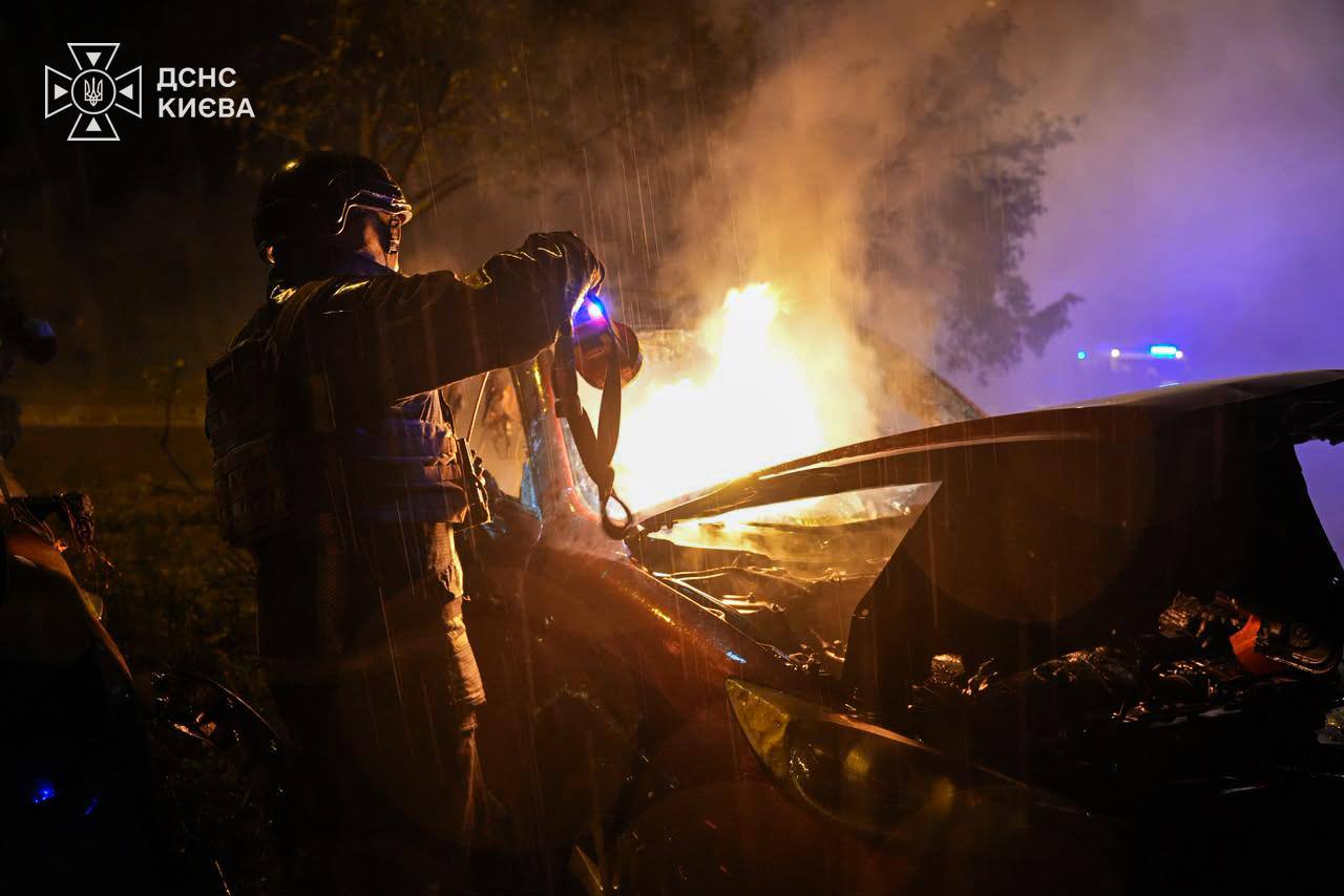 Russia massively strikes Kyiv, killing 2 and injuring at least 8: Aftermath revealed